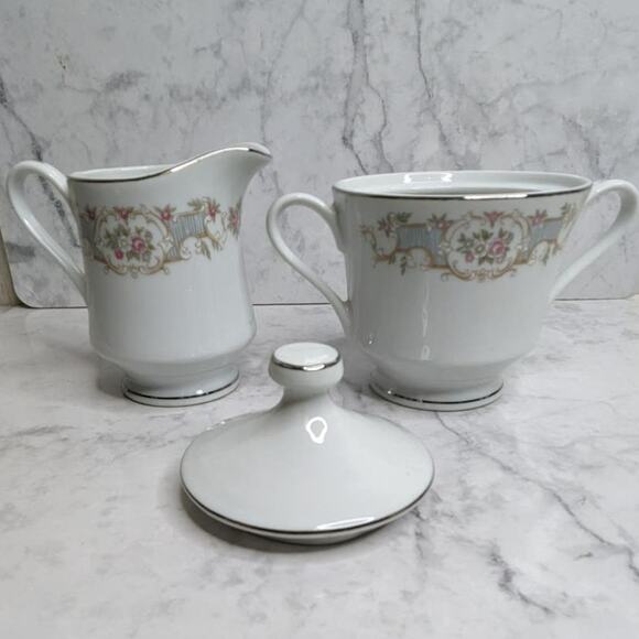Fine China Japan Roquefort Creamer Sugar Set Silver Trim Floral Pattern - Picture 4 of 9